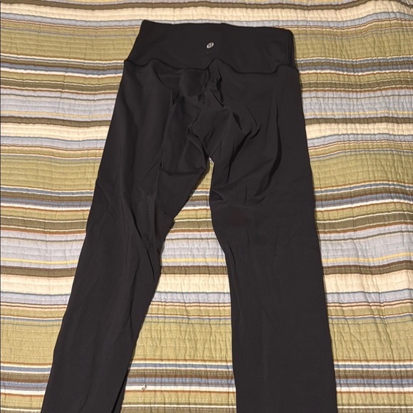 Lululemon Black Leggings Size 4 - Picture 1 of 2